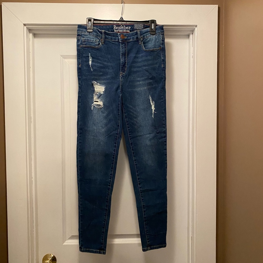 NWT Resfeber | Distressed Ripped Skinny Jeans | Size 12